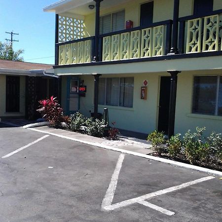 Hotel Martinique Lake Worth Beach Exterior foto